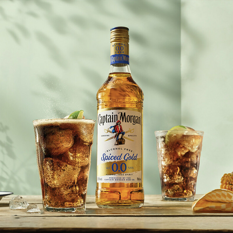 Captain Morgan Spiced Gold 0.0 Non-Alcoholic Rum with an Alcohol-Free Rum & Coke